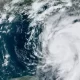 Ciclone extratropical deve proporcionar ondas pesadas no litoral de Santa Catarina. Foto: NOAA NWS National Hurricane Center/Reprodução