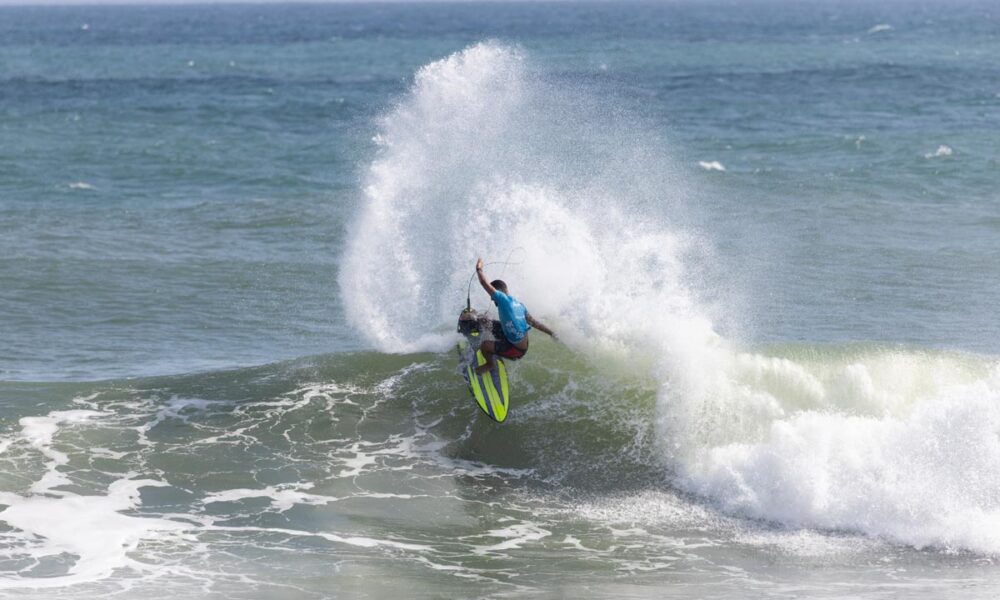 Michael Rodrigues, Corona Saquarema Pro 2023, Challenger Series da World Surf League (WSL), Praia de Itaúna, Saquarema (RJ). Foto: WSL / Daniel Smorigo