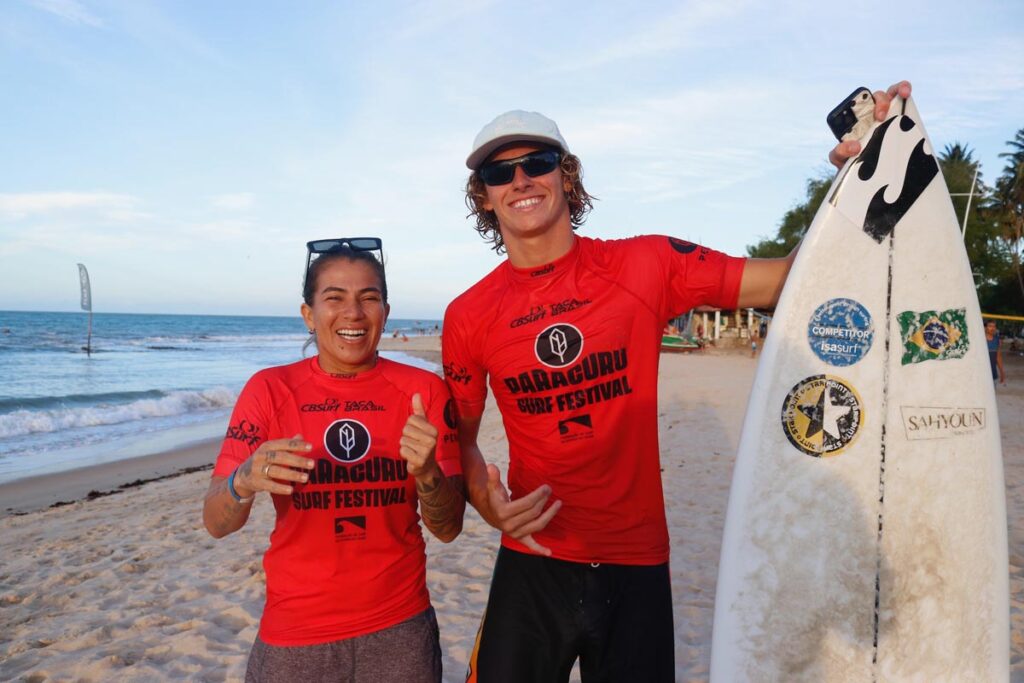 Silvana Lima e Ryan Kainalo PENA PARACURU SURF FESTIVAL - FOTO LIMA JR - 76