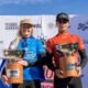Australiana Sierra Kerr e californiano Jett Schilling são os campeões do Mundial Pro Junior da WSL em Oceanside, Califórnia (EUA). Foto: WSL