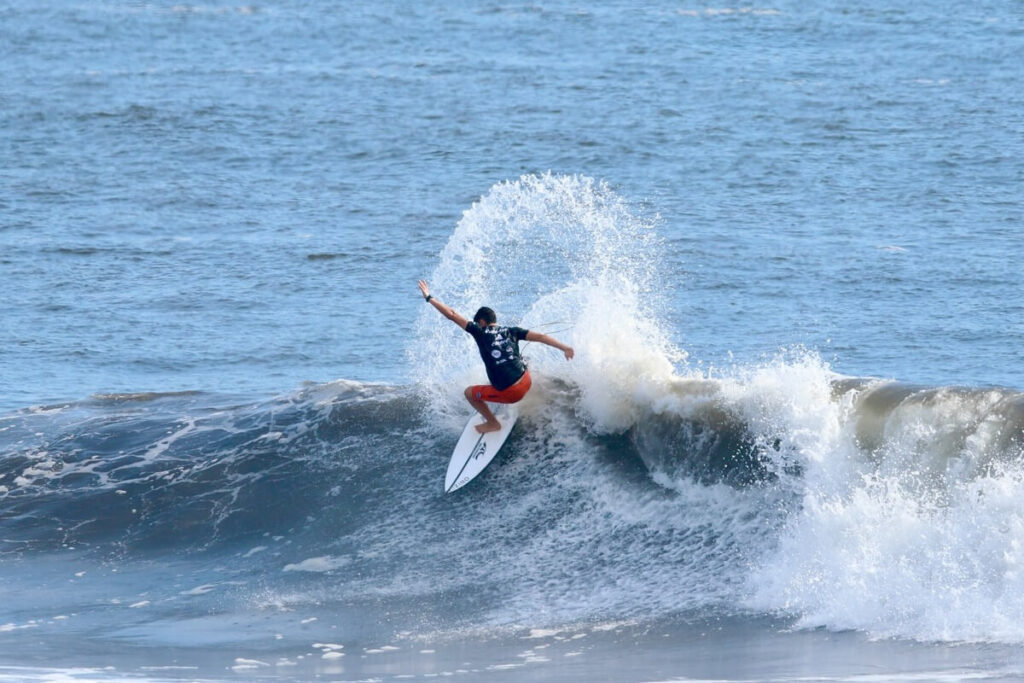 Nicolas Oliveira é vice-campeão Sub-14 no Alas Pro Tour na Guatemala e alcança 5º lugar na Sub-18. Foto: Divulgação ALAS