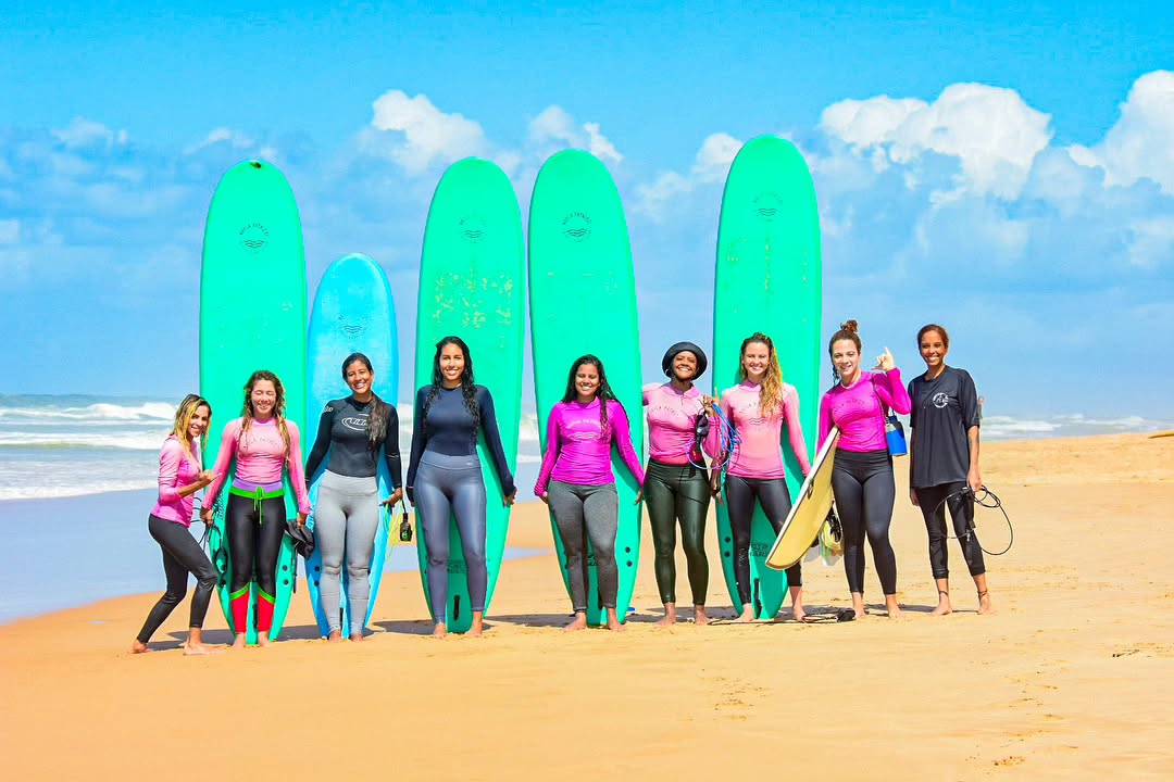 Nay Surf Club, Salvador, Bahia, surfe feminino, empoderamento, clube de surf, mulheres. Foto: @daniel_oliveirafotoss