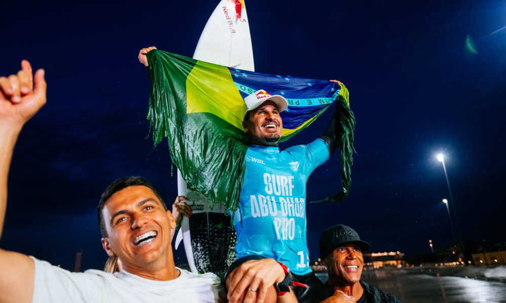 Italo Ferreira, Surf Abu Dhabi Pro 2025, Emirados Árabes, World Surf League, Circuito Mundial de Surf 2025. Foto: WSL / Thiago Diz