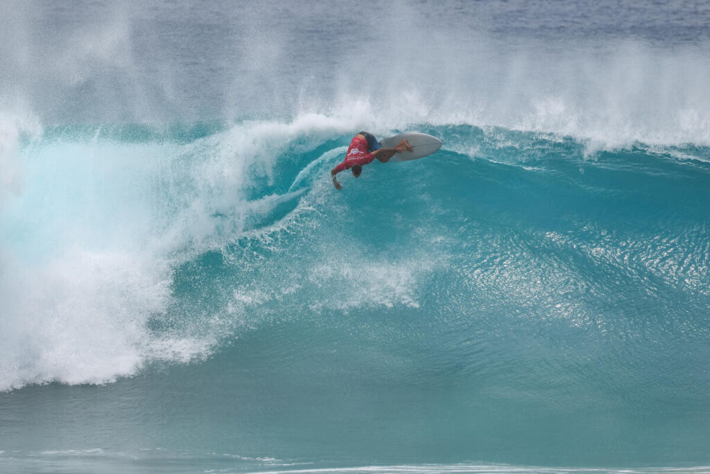 Lucas Silveira, Hang Loose Pro Contest, Cacimba do Padre, Fernando de Noronha (PE). Foto: WSL / Daniel Smorigo