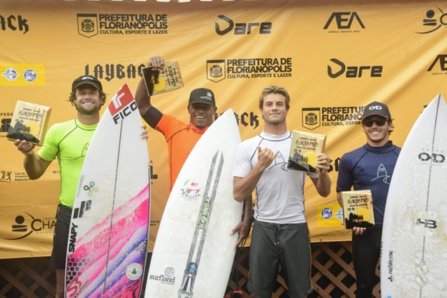 Finalistas_FloripaPro_Dia2_Joaquina__MarcioDavidphoto00184