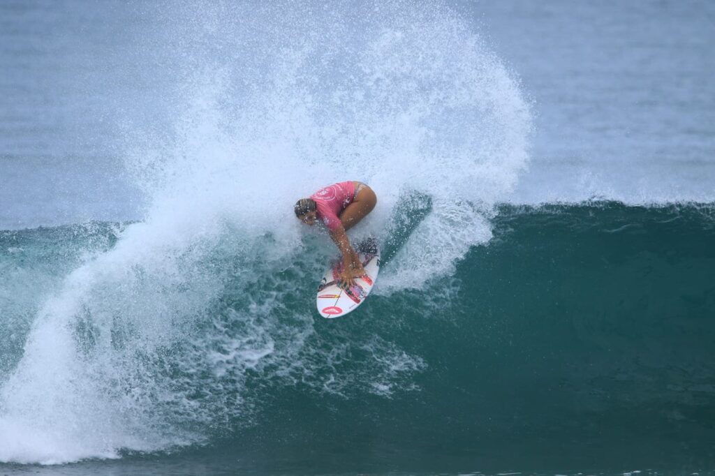 26 Laura Raupp Circuito Banco do Brasil de Surfe Etapa São Sebastião Aleko Stergiou 2 26 Laura Raupp Circuito Banco do Brasil de Surfe Etapa São Sebastião Aleko Stergiou 2