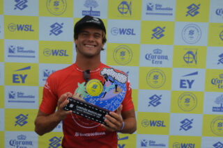 27 Mateus Herdy Circuito Banco do Brasil de Surfe Etapa São Sebastião Aleko Stergiou 2