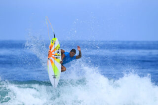 27 Peterson Crisanto Circuito Banco do Brasil de Surfe Etapa São Sebastião Aleko Stergiou 7
