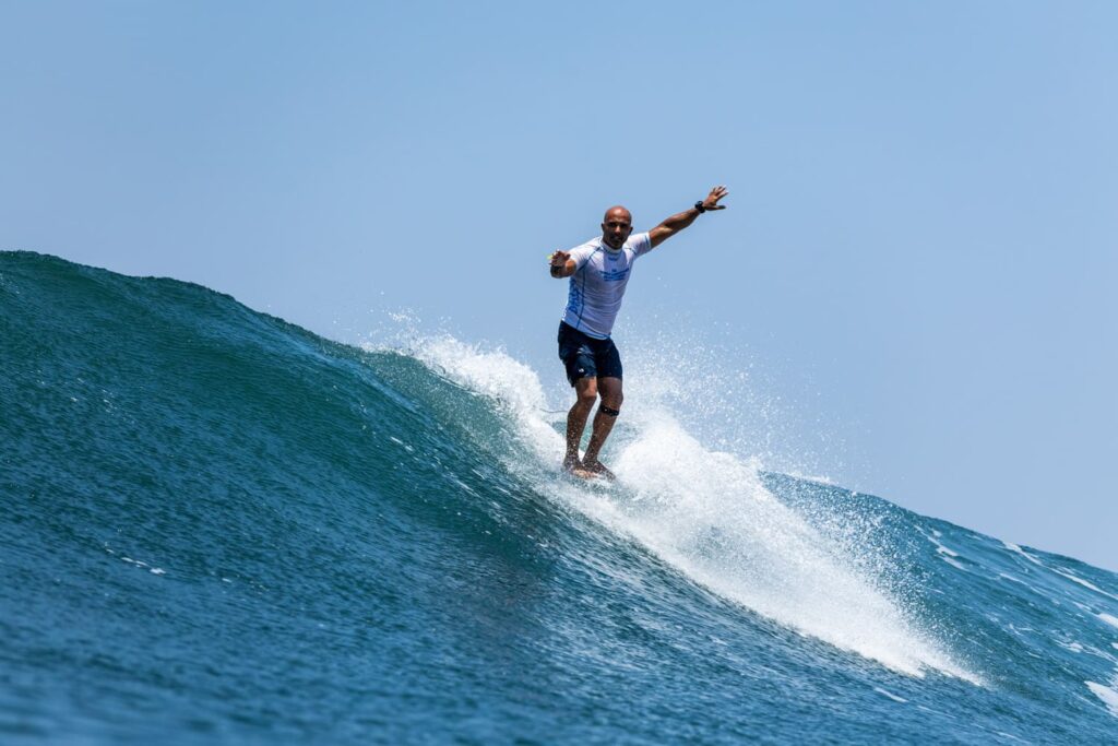 ISA Longboard, BRA_Ath_Rodrigo_sphaier_Ath_Ph_Jersson_Barboza_Ph_13_f(1)