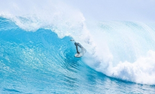 Lucas Chumbo em ação no Urca Challenge 2025 em Guamaré, Rio Grande do Norte, Big Swell, Ondas Grandes, Urca do Minhoto. Foto: Alexandre Alessy