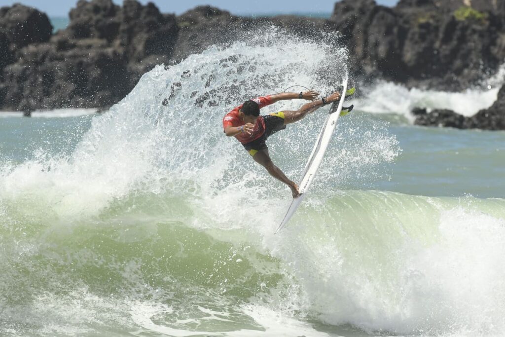 Adauto Sena CircuitoBancoDoBrasilDeSurfe Dia3 MarcioDavidPhoto0015