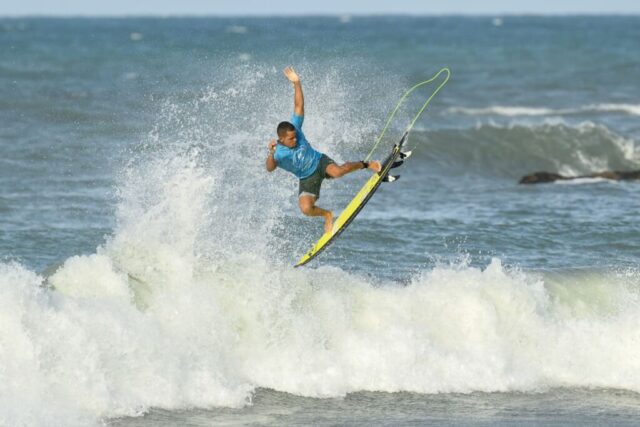 Douglas Silva CircuitoBancoDoBrasilDeSurfe Dia1 MarcioDavidPhoto00083