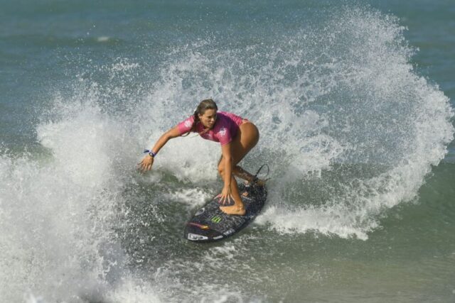 Laura Raupp CircuitoBancoDoBrasilDeSurfe Dia2 MarcioDavidPhoto00071