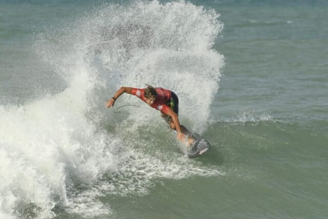 Rafael Barbosa CircuitoBancoDoBrasilDeSurfe Dia1 MarcioDavidPhoto00064