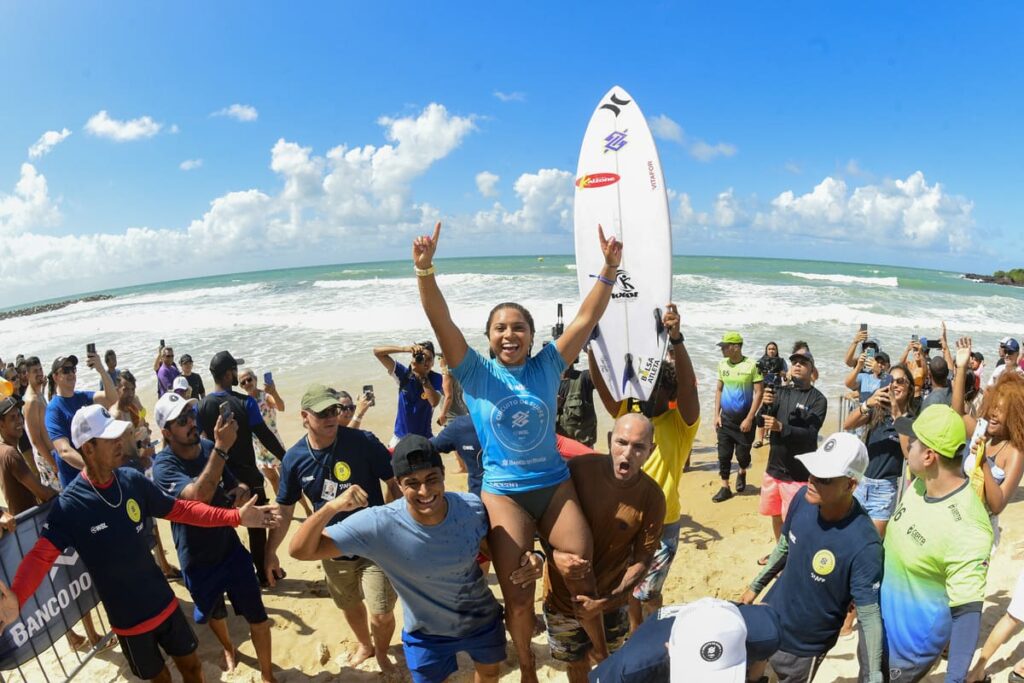 Taina Hinckel CircuitoBancoDoBrasilDeSurfe Dia5 MarcioDavidPhoto0032