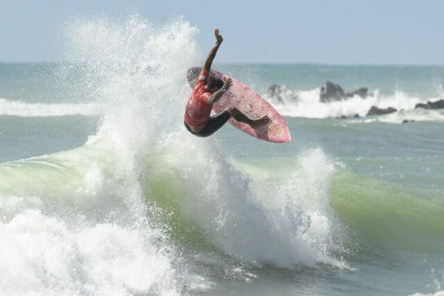 Weslley Dantas CircuitoBancoDoBrasilDeSurfe Dia2 MarcioDavidPhoto00003