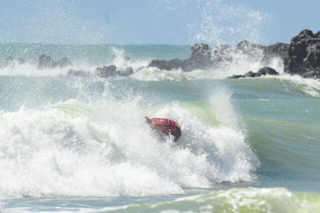 Weslley Dantas CircuitoBancoDoBrasilDeSurfe Dia2 MarcioDavidPhoto00112