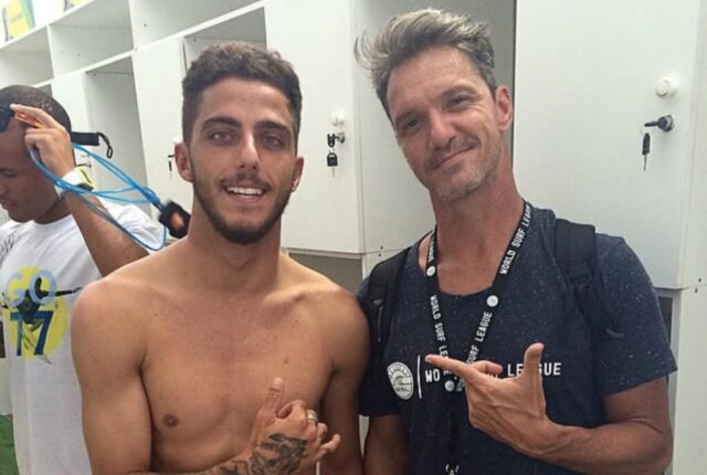 Filipe Toledo e Pedro Burckauser, criador do canal People on Tour.