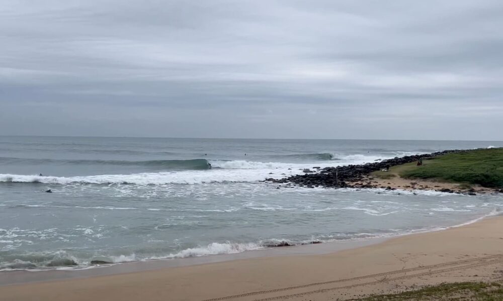 Laje da Silveira, Praia da Silveira, Garopaba (SC), Santa Catarina, Swell. Foto: Arquivo pessoal