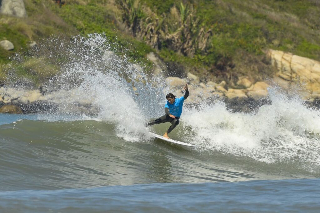 Lucas Haag CircuitoBancoDoBrasilDeSurfe ImbitubaDia4 MarcioDavidPhoto00030027