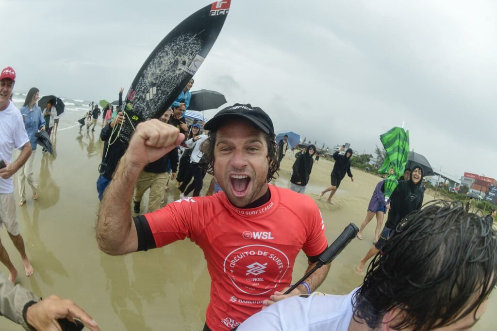 MatheusNavarro CircuitoBancoDoBrasilDeSurfe ImbitubaDia5 MarcioDavidPhoto00030121