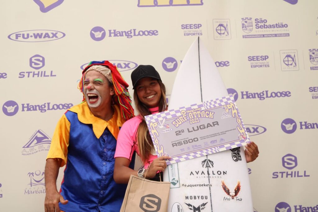 Manu Medeiros, Hang Loose Surf Attack 2025, praia de Maresias. Foto: @laufigaz