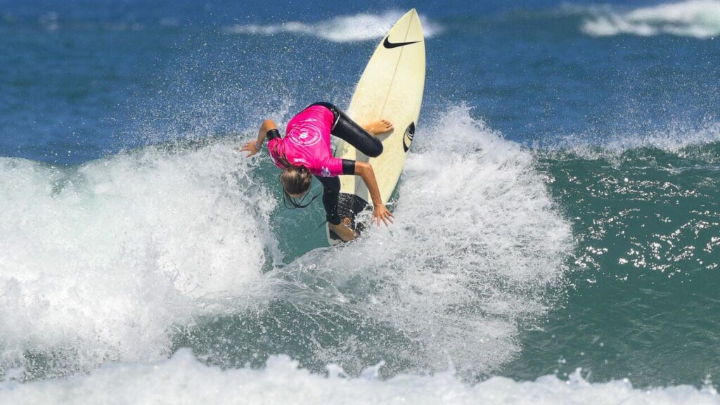 Isabelle Nalu (BRA) quebra recorde do feminino no Circuito Banco do Brasil de Surfe - Etapa Imbituba. Créditos: WSL/ Marcio David