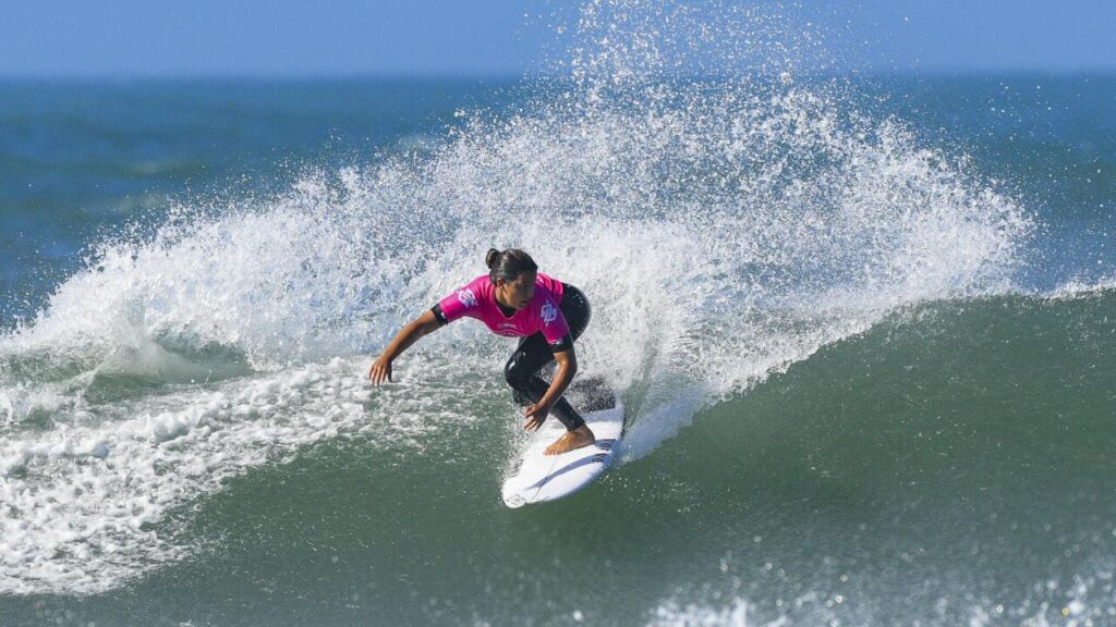 Sophia Medina (BRA) é a única brasileira no Finals Day em Imbituba. - WSL / Marcio David