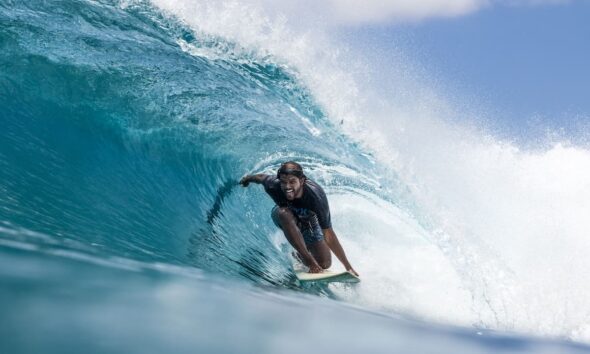 Ahmed Hishaam Shaheem participa do Surfing Champions Trophy 2026 nas Maldivas
