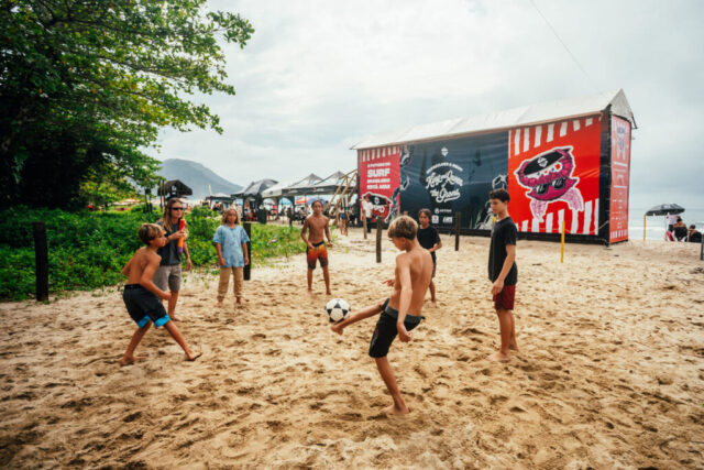 King and Queen of the Groms 2026, apresentado por Quiksilver e Roxy, em Itamambuca, Ubatuba (SP). Foto: Divulgação