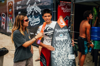 King and Queen of the Groms 2026, apresentado por Quiksilver e Roxy, em Itamambuca, Ubatuba (SP). Foto: Divulgação