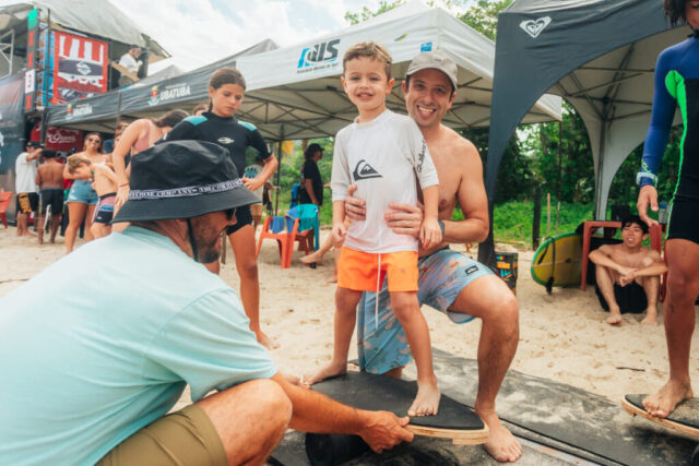 King and Queen of the Groms 2026, apresentado por Quiksilver e Roxy, em Itamambuca, Ubatuba (SP). Foto: Divulgação