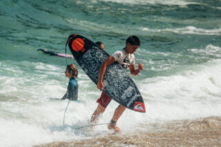 King and Queen of the Groms 2026, apresentado por Quiksilver e Roxy, em Itamambuca, Ubatuba (SP). Foto: Divulgação