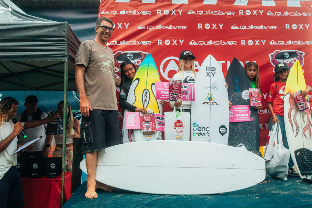 King and Queen of the Groms 2026, apresentado por Quiksilver e Roxy, em Itamambuca, Ubatuba (SP). Foto: Divulgação