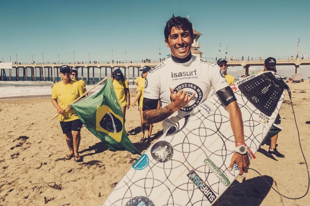 Miguel Pupo completa o time masculino da Seleção Brasileira de Surfe para o Mundial ISA 2026